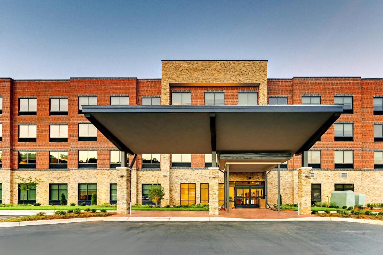 Holiday Inn Express & Suites - Winston - Salem Sw - Clemmons By Ihg Exterior foto
